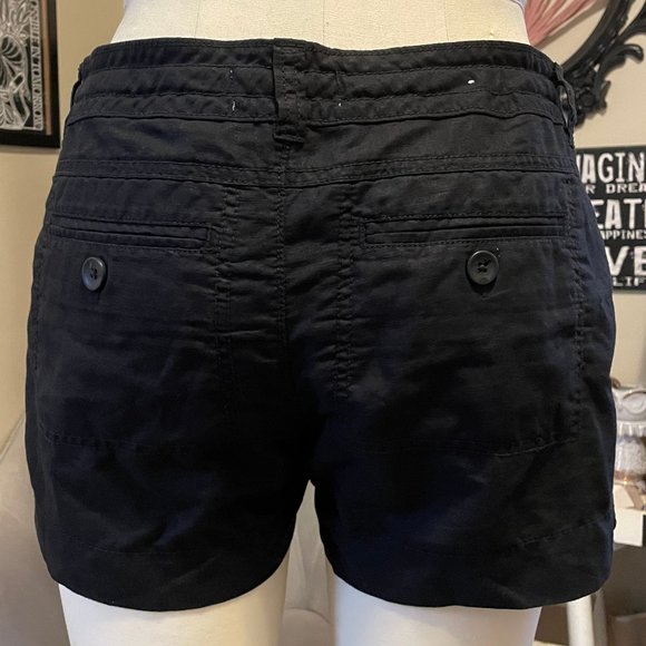 Black Mid-rise Linen-Blend Shorts Old Navy - Picture 3 of 10